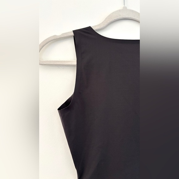 SPANX Size Small Trust Your Thinstincts Tank  Shapewear Black Slimming Cami 1069 - Picture 3 of 9